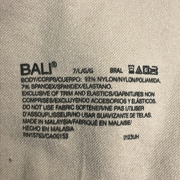 Bali One Smooth U Bralette Smooth support bra - Picture 8 of 9